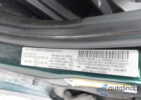 2014 Fiat 500L Trekking из США, поврежденный, VIN ZFBCFADH6EZ008028